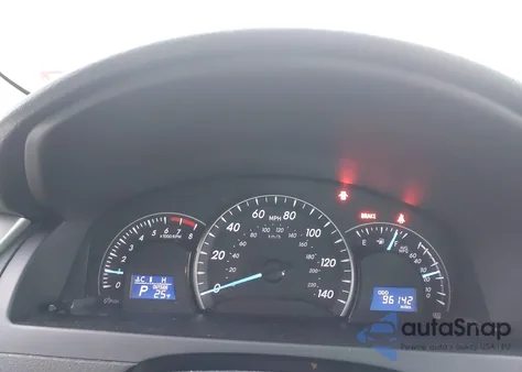 2014 Toyota Camry Le z USA, uszkodzony, nr VIN 4T4BF1FK7ER406865